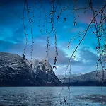 Fjord Otel 3*